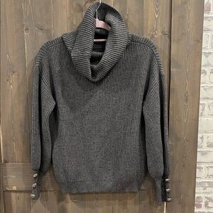 ⭐️3 for $20⭐️ Gray Ribbed Turtleneck Sweater